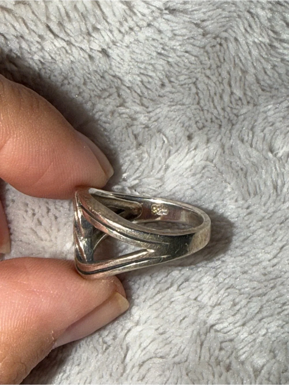 Sterling Silver Knot Accent Women's Ring - 925
